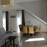 Ams A12 Apartamento Rewal