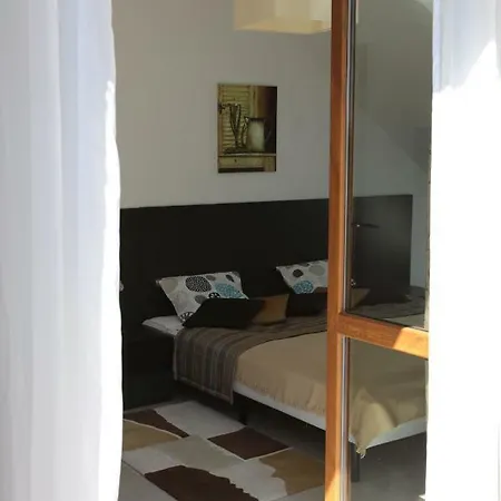 アパート Ams A12